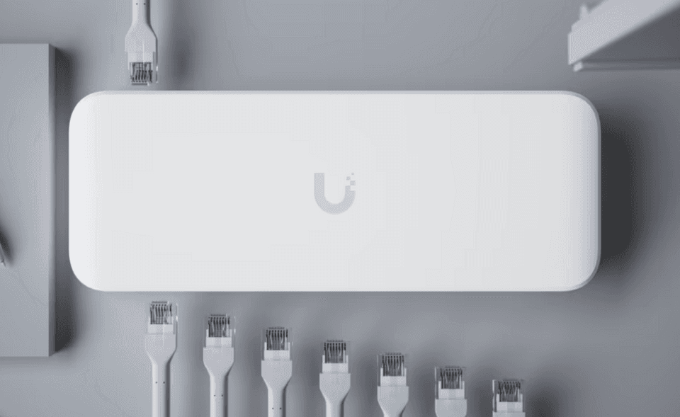 UniFi USW-Ultra-60W Gigabit PoE 網路交換機 | 5埠供電交換器 | 高效管理 | 雲端監控